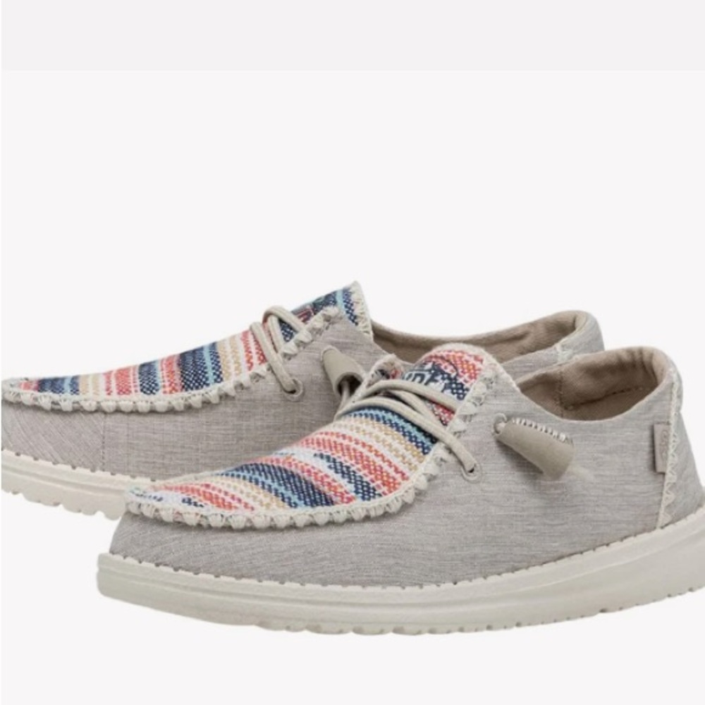 NWT HEY DUDES WENDY BOHO BLANKET PRINT SHOES SLIP ON 6